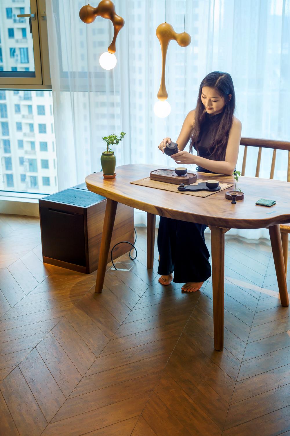 中式風新家的靈魂，居然是這塊軟木地板 圖片15